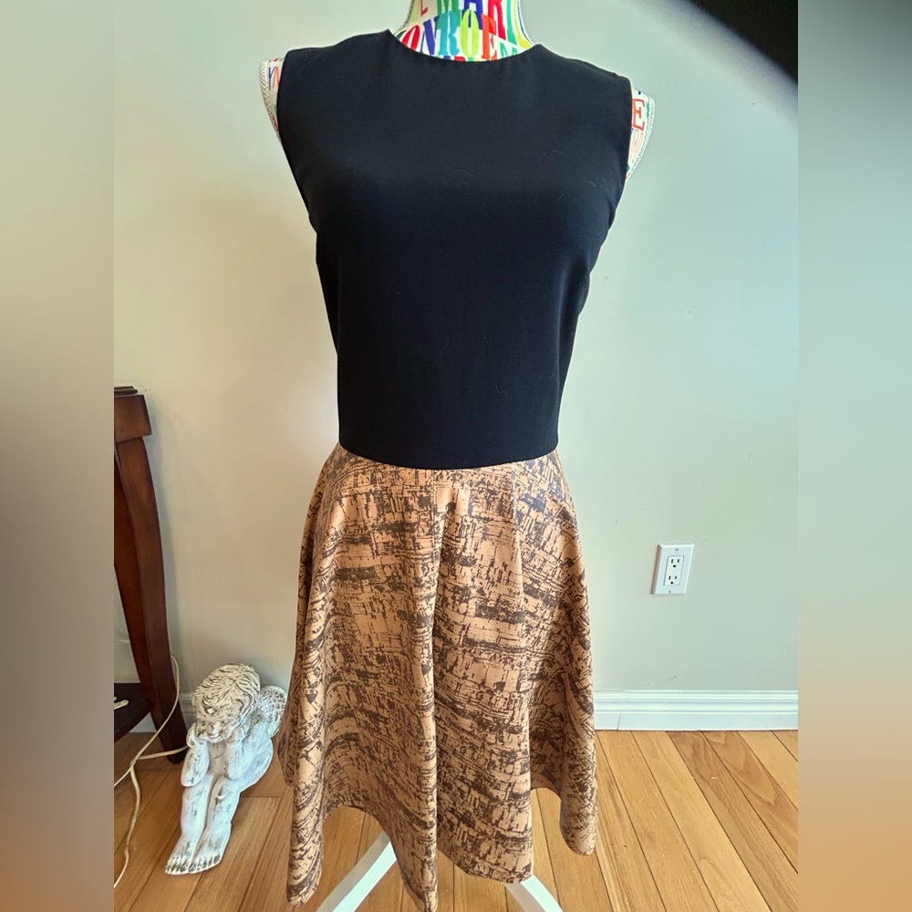 Diane von Furstenburg Black and Tan Leather Sleeveless Dress - Picture 1 of 13